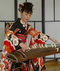 Sachiko HOPWOOD au Koto