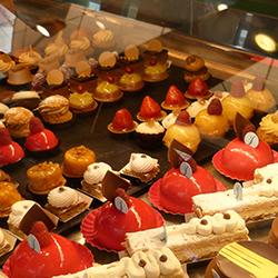 lyon patisseries